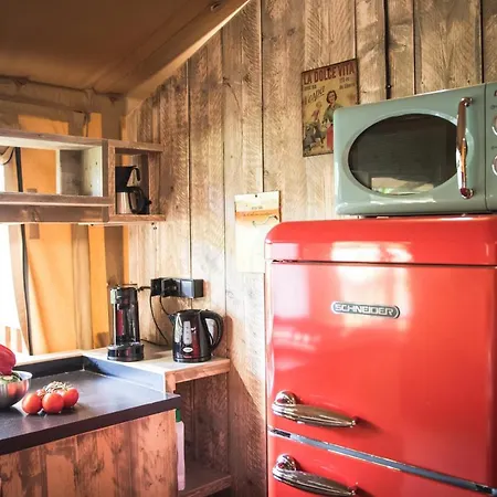 Whaka Luxury Camp Jaktstuga *