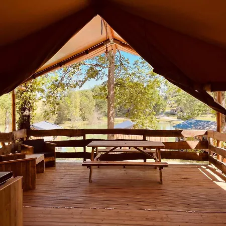 Whaka Luxury Camp * Seissan