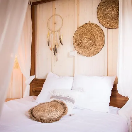 Whaka Luxury Camp * Seissan