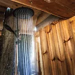 Whaka Lodge Seissan