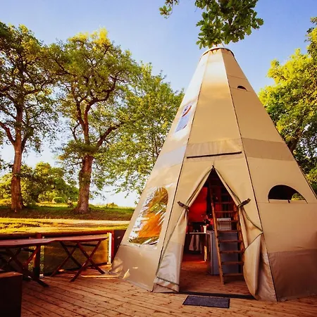 Whaka Luxury Camp Seissan
