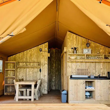 Whaka Luxury Camp بيت خشبي *