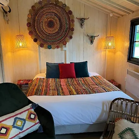 Whaka Luxury Camp Lodge *