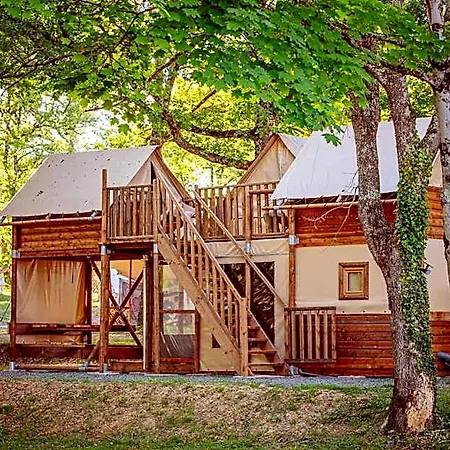 Whaka Luxury Camp * Seissan
