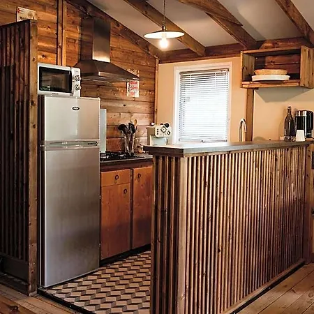 Whaka Luxury Camp Lodge *
